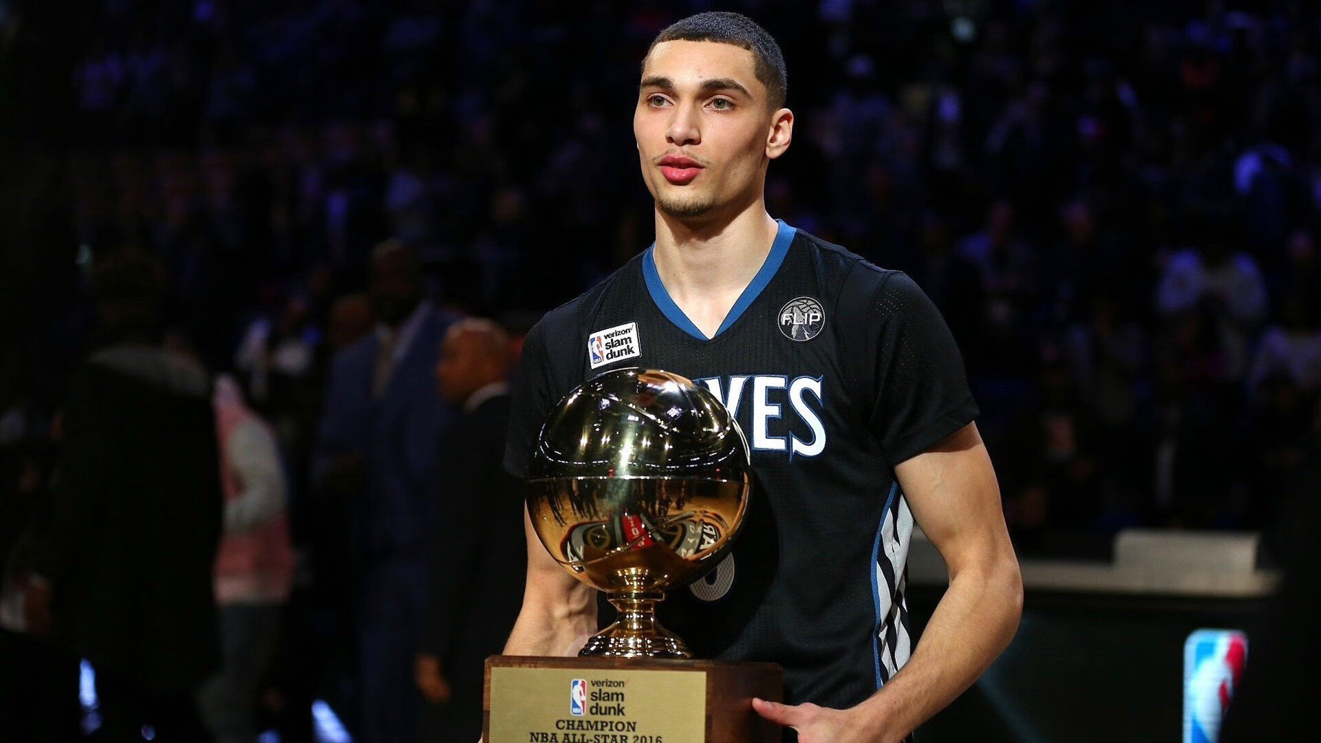 麦肯齐:作为全黑队的后卫,他的敏锐洞察力帮助全队走向胜利,麦肯齐 男友